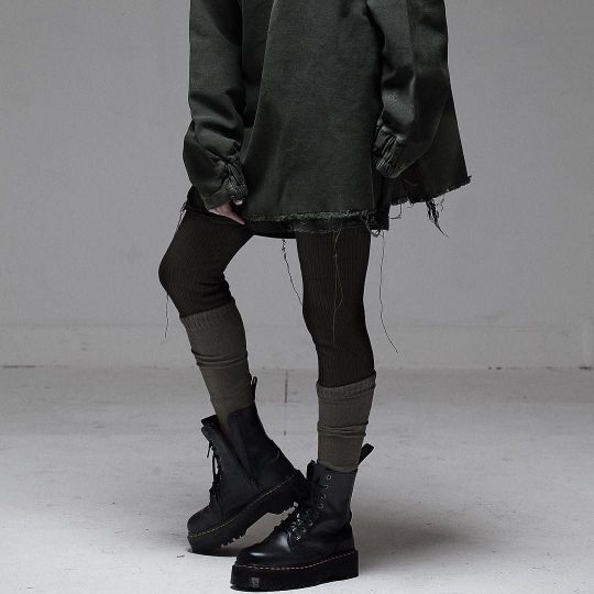 doc martens gothique
