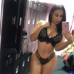 stripper-locker-room:https://www.instagram.com/eriiica_/