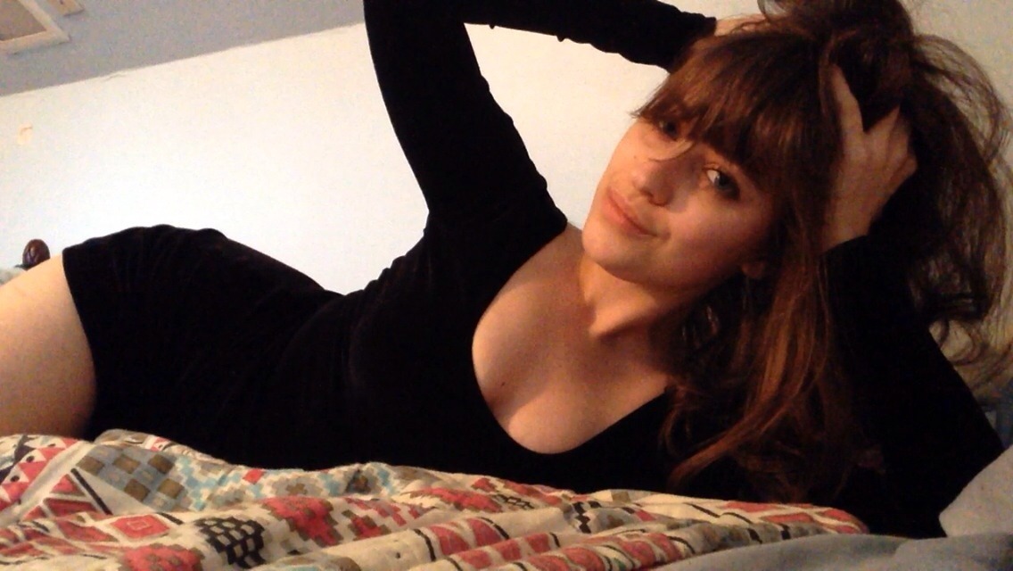 trulyasfuck:  blackturtleneckgirl:  self, ur lookin good  FIONA APPLE 