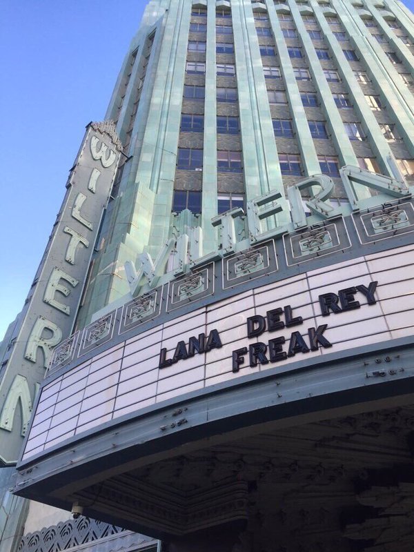 glimmeringharlot:  Lana Del Rey’s ‘Freak’ music video Premiere at The Wiltern,