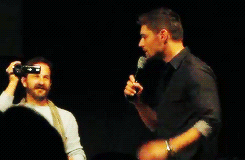 jarpad:  Jensen singing along to “Carry On My Wayward Son” [x] 