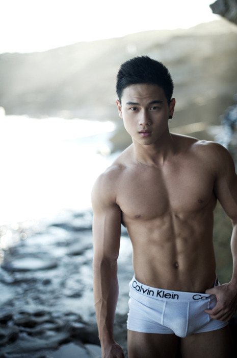 Asian Man Addicktion adult photos