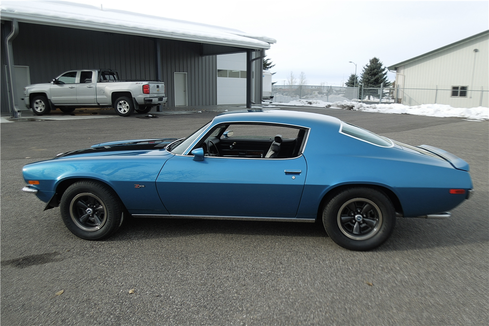 psychoactivelectricity:   1970 CHEVROLET CAMARO Z/28  