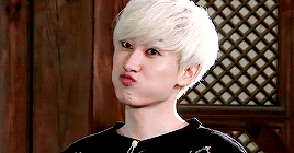 damnhaehyuk:  ♡ blonde eunhyuk → appreciation post.