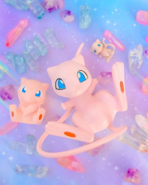 Three bb mew figures! I can&rsquo;t remember where exactly the tiny one came from.. I think I&rsquo;