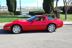 corvettes:  1990 Corvette ZR-1