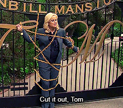 dwyer-and-recreation:  I really thought that gate would open in the middle