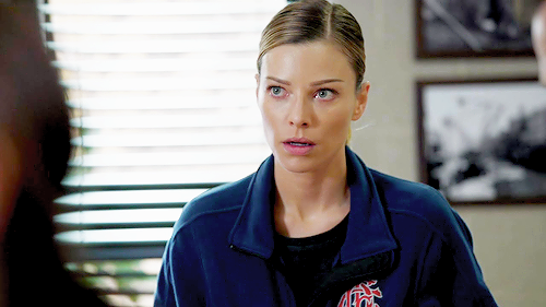 tuaserie #chicagofire #chicagopd #nbc #chicago #leslieshay