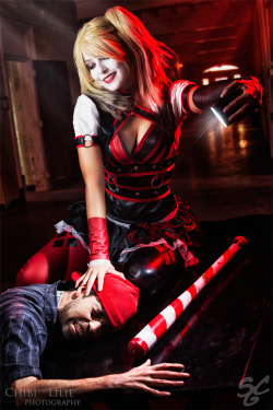 hotcosplaychicks:  HQ messing around! by