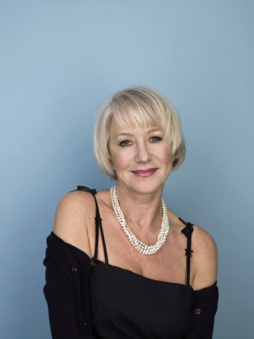 exhibitionistatheart:  the-jack-ernie:  jennylandia:  Helen Mirren  One of the sexiest creatures walking the world today…  My hero ❤  Oh the things I would do to her 