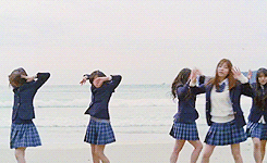 bananamina:  24/∞ AKB48 music videos →