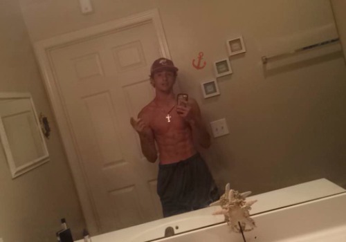fuckboyexposed:  Submission - Hunter