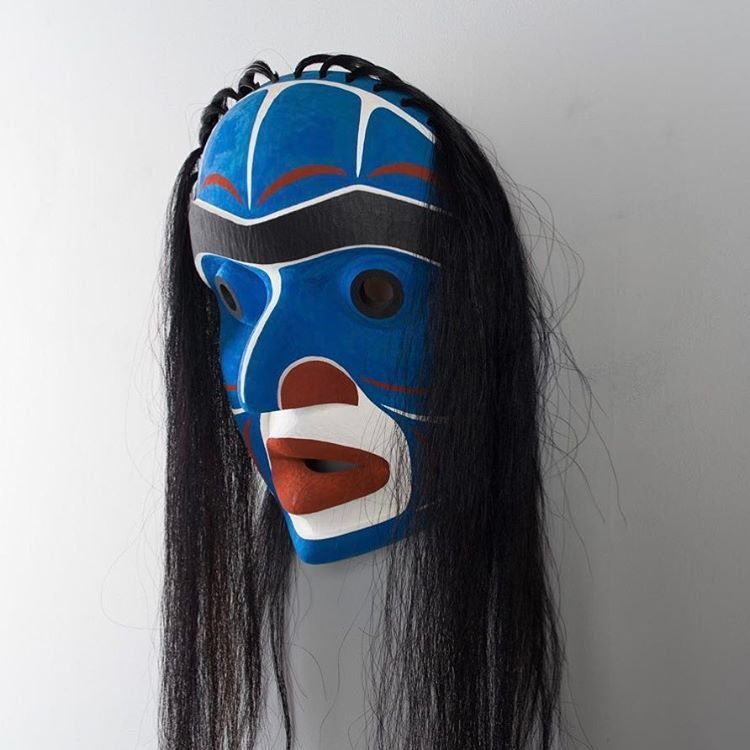 Bella Coola style mask by #Salish #artist Jim Charlie (Squamish Nation). #douglasreynoldsgallery http://ow.ly/nqgi3095bYw (at Douglas Reynolds Gallery)