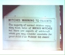 furtho:Sign at Cecil Williamson’s Museum of Witchcraft (via here)