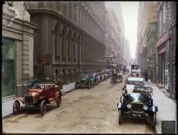 Melbourne, Flinders Lane between Swanson &amp; Elizabeth st 1920  ♡♡♡ 