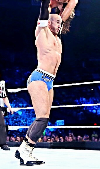 rogue-vii:WWE Body💪 - Cesaro 8/13/15