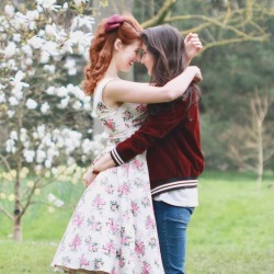 jessicaoutofthecloset:  Forever together in love ♥️ This weekend we filmed a style swap video and amazingly Claud actually let me style her hair! For a girl who never brushes it (I mean NEVER) that’s definitely a big deal. What is your hair routine?