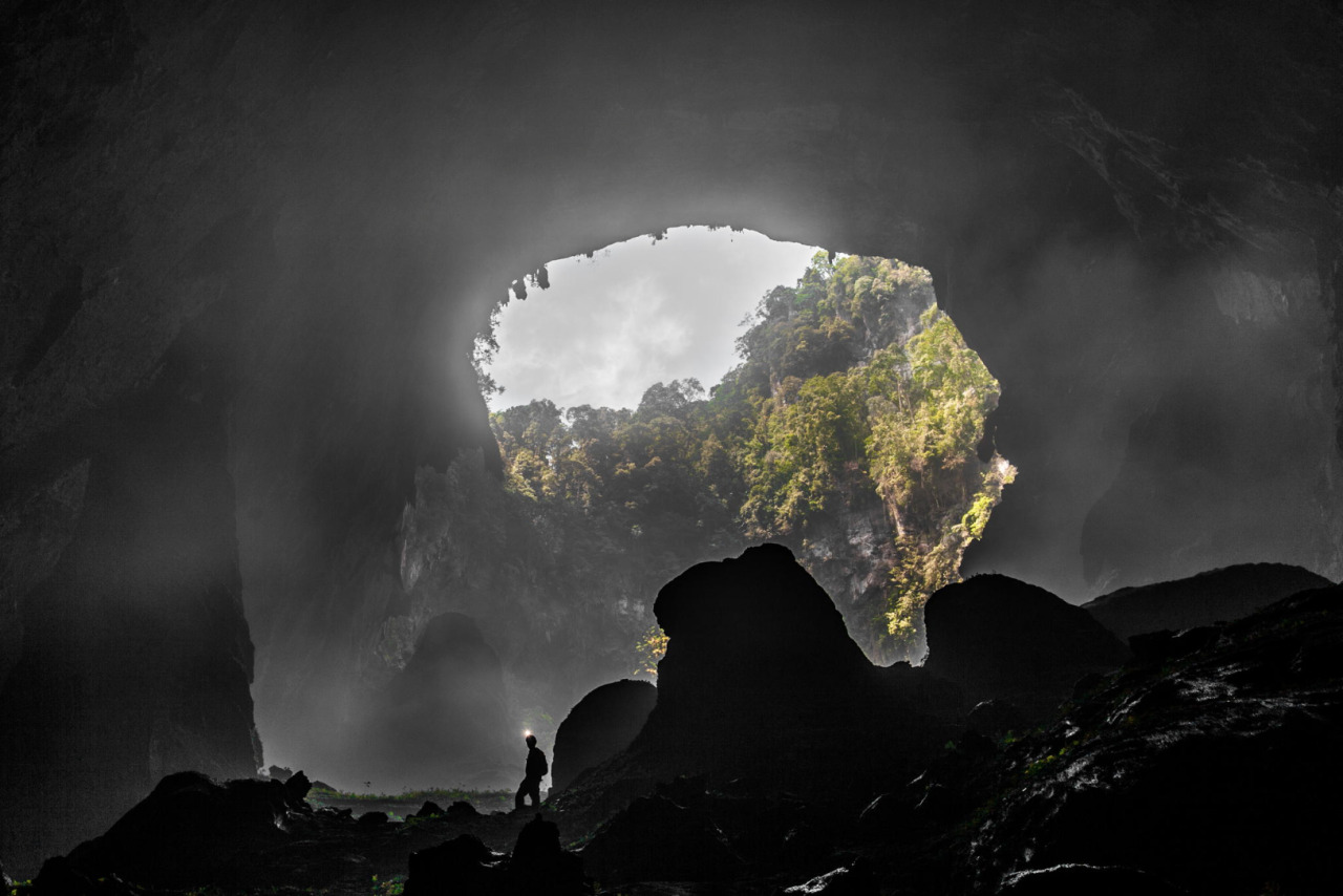 nubbsgalore:  photos by john spies of the the sơn doòng cave in vietnam. at