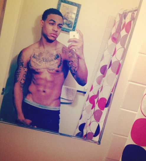 gayminivideos:  @gayminivideos