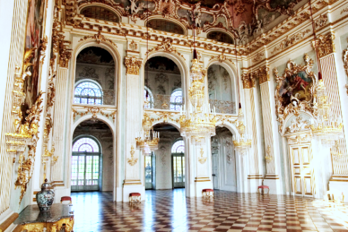 melodyandviolence: Nymphenburg Palace, Munich, Germany  via Borboletas ao Luar