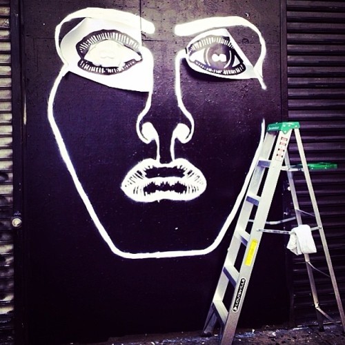 ksubied: clubuxe: disclosure-blogger: Disclosure Face on wall in NYC - Governors Ball 2014. by anada