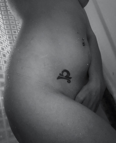 unrav3ll3d:Happy Friday!