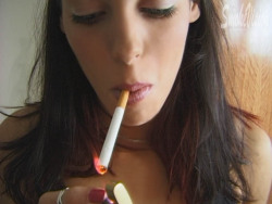 maturesmoke:  #Maturesmoke💋 #SmokingFetish 