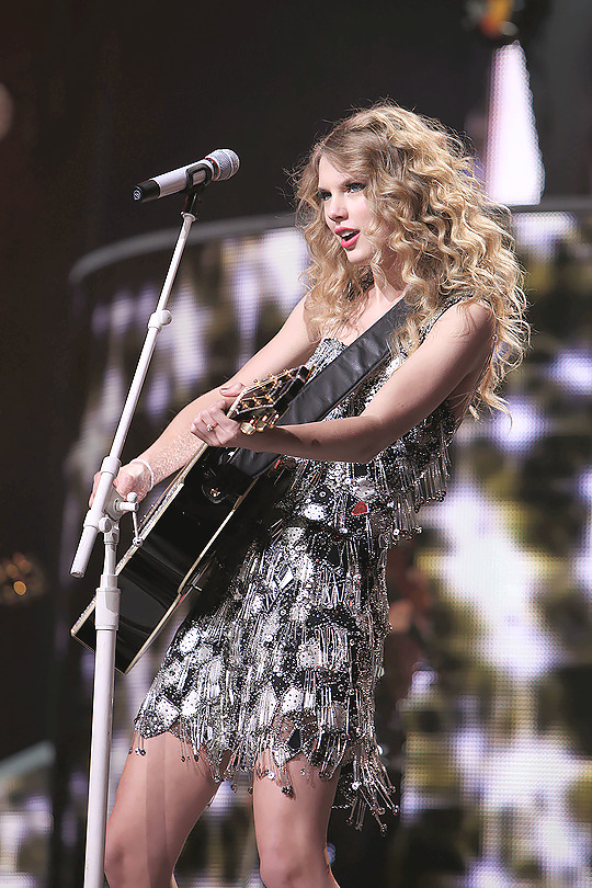 taylor swift fearless tour