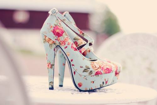 for more fashion high heels pictures: highheelsfashionmodels.tumblr.com