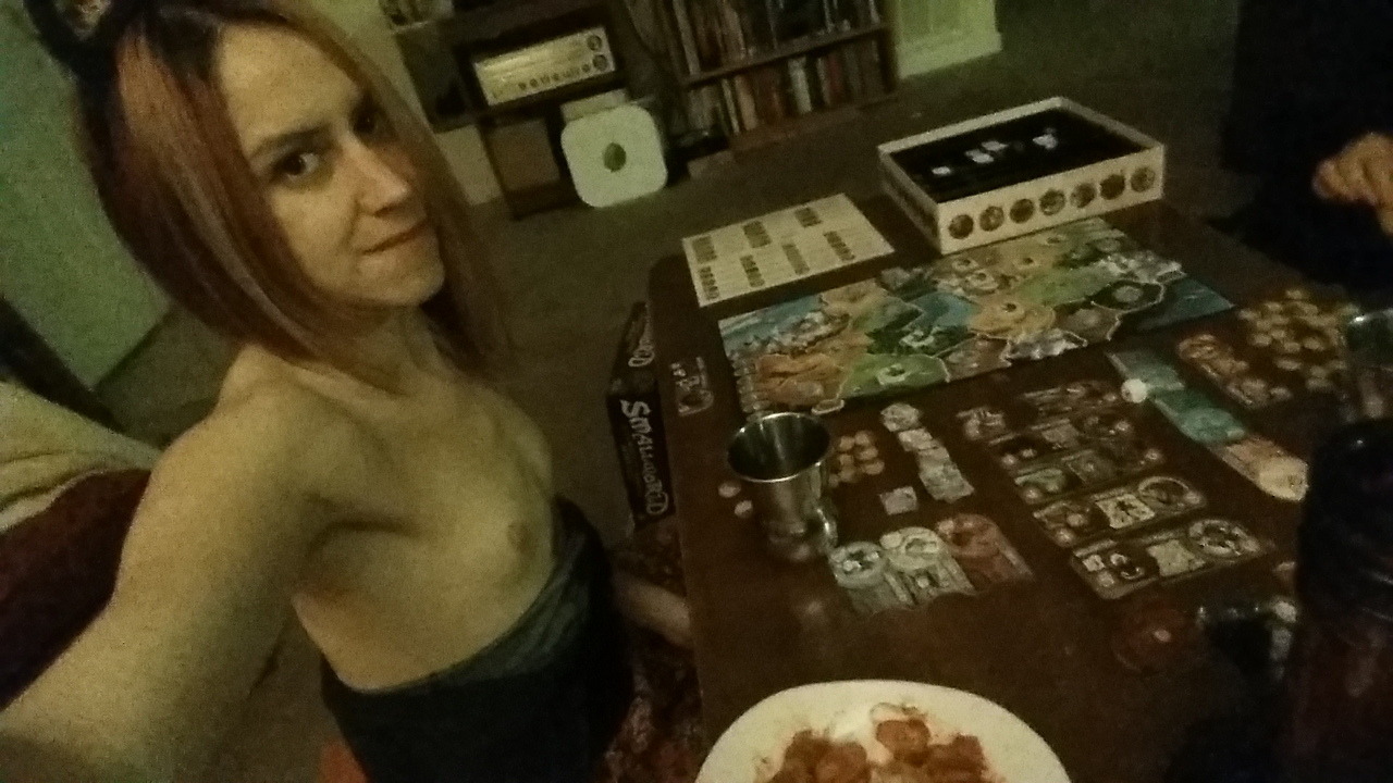 Come play SmallWorld and listen to Tom Waits with me!!
