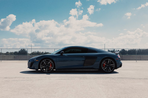 Audi R8 V10+Images by David Masemore || IG