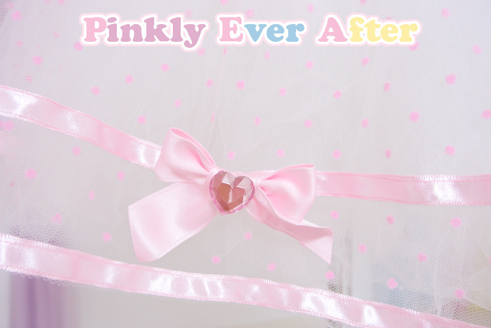pinklyeverafter:  Tornade Sucrée Overskirt http://pinklyeverafter.storenvy.com/products/8960436-tornade-sucree-overskirt