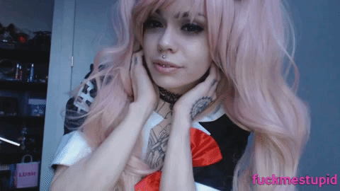 fuckmestupid: I think it’s about time I started posting way more cosplay stuff~Here’s some lovely Ju