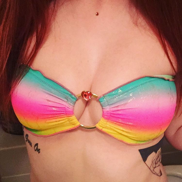 I love this bikini 😍 #bikini #bathingsuit #victoriasecret #boobs #microdermal