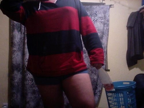 pettymcbetty: favorite look: sweater with no pants