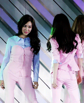 taeyeohn:     ( ͡° ͜ʖ ͡°)   