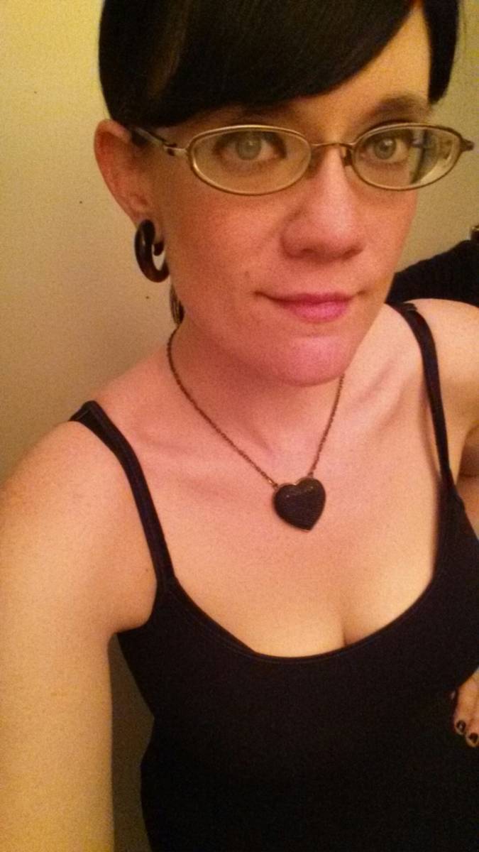 ravennalust:  Who wants to take me out tonight?