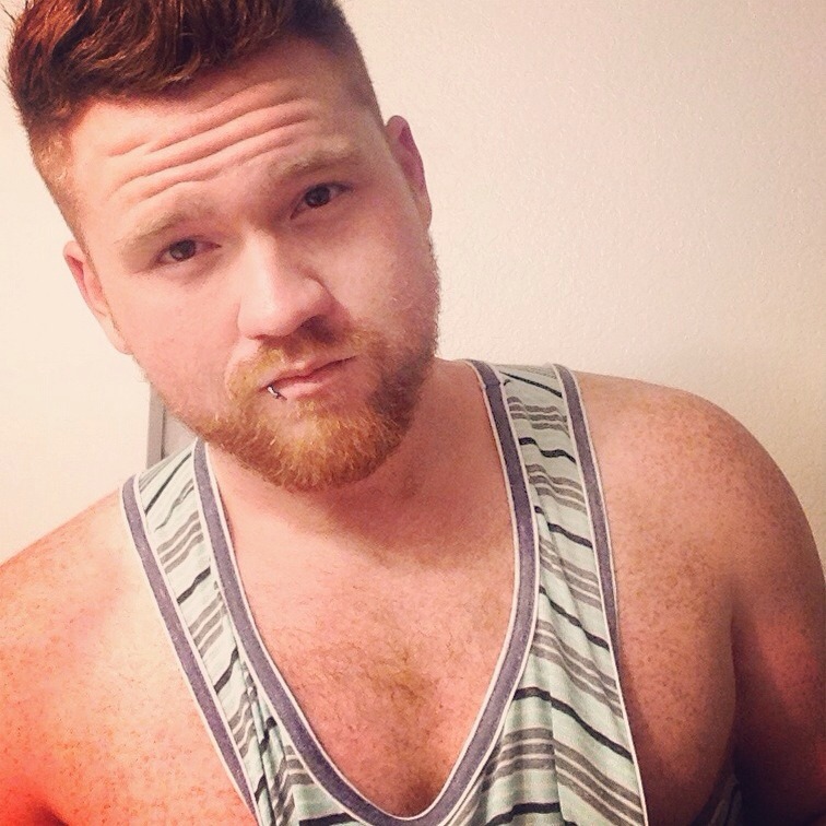 thegingerium:  cranky-t:  dirtayeginge:  Having a little chest love this morning.