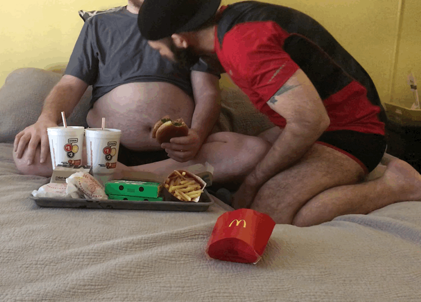 0-nyk-0:  agutfull:  chublvrguy:  Just a taste of this furry otter enjoying his growing