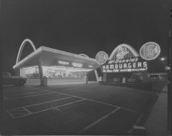 mpdrolet:  McDonald’s Hamburgers, 1954