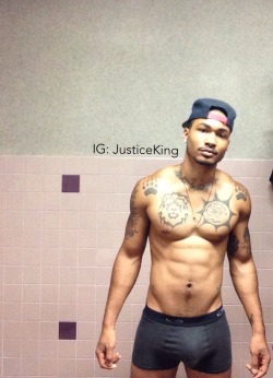 dcnupe:  justiceking:  Just a little sexy for your eyes, because I know you need it.   Instagram: JusticeKing  