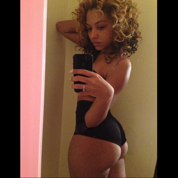 blackmerit:  Sexy lil thang