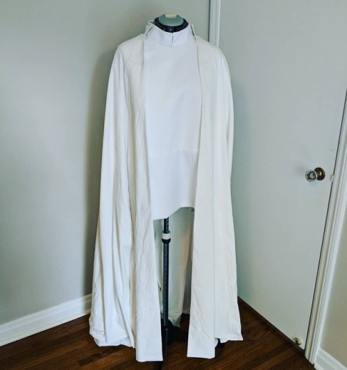 It&rsquo;s FO Friday! Wrapped up this director Krennic tunic and cape this week! Made to 501st s
