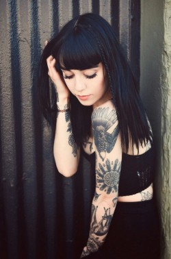 hannahxpixie:  Hannah Snowdon for TUK footwear