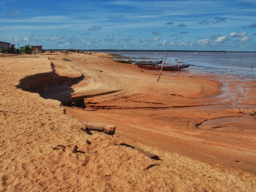 Braamspunt, Suriname
