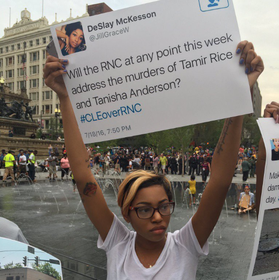 hustleinatrap:  Black women got in formation in Public Square to underline issues