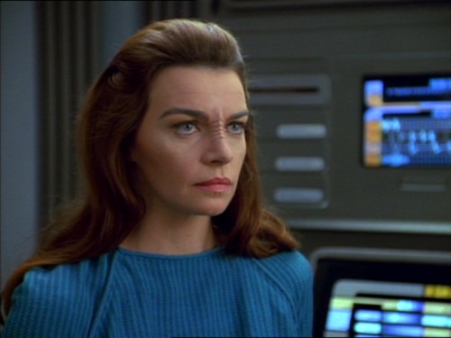 cosmic-llin:Female Star Trek Guest/Recurring Characters I Wish There Was More Fic About[Lauren and S