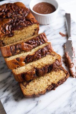 do-not-touch-my-food:  Nutella Banana Bread