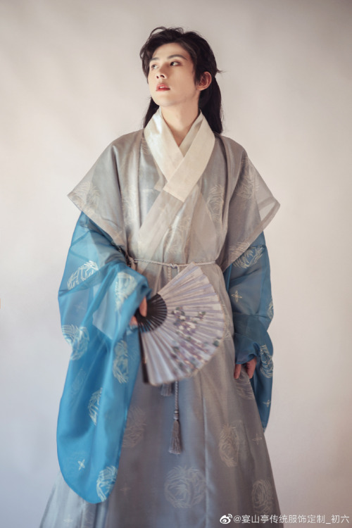 hanfugallery:chinese hanfu by 宴山亭