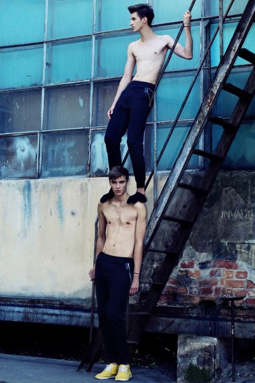 teenboy19gay:  LOVE 2 ADRIAN WISNIEWSKI + KAMIL ANDRZEJEWSKI 